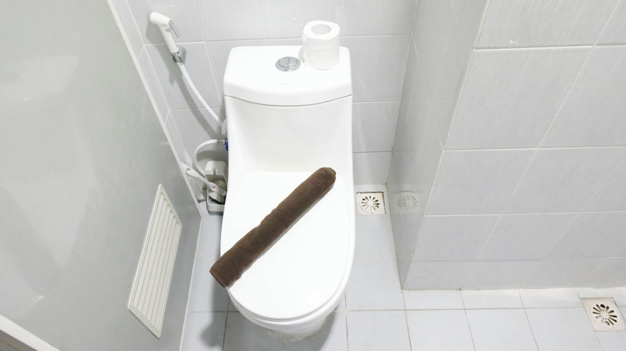 Bathroom 5