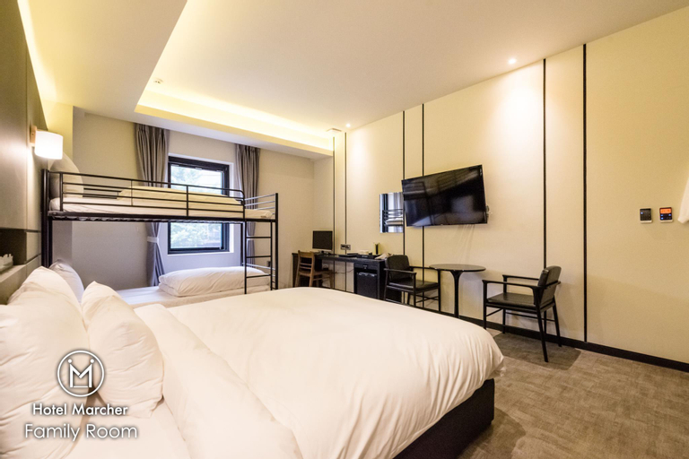 Bedroom 19