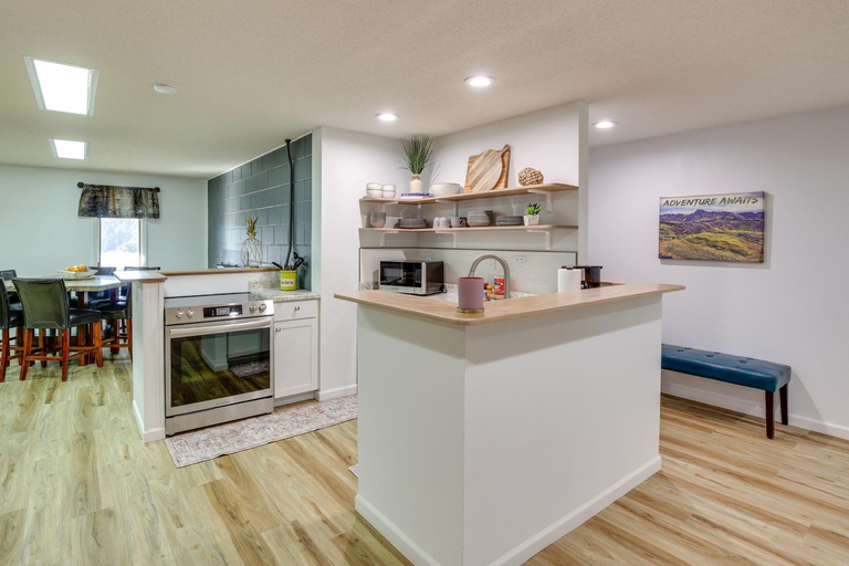 Rapid City Apartment with Mountain Views!, Pennington
