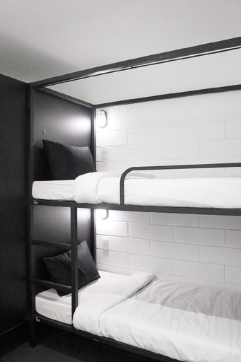 Bedroom 17