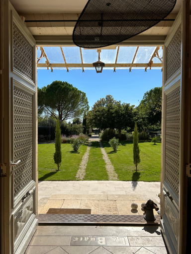 Others 5, La Burie, Charente-Maritime