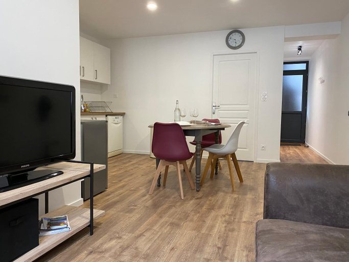 Dining Room 16