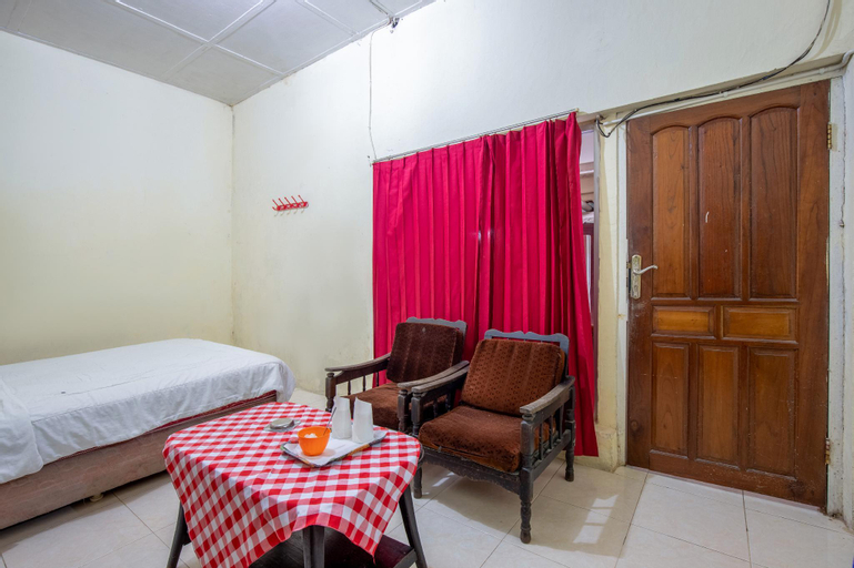 Bedroom 12