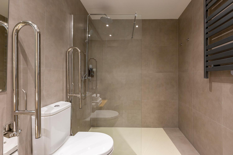 Others 4, Ronda9 central suites, Madrid