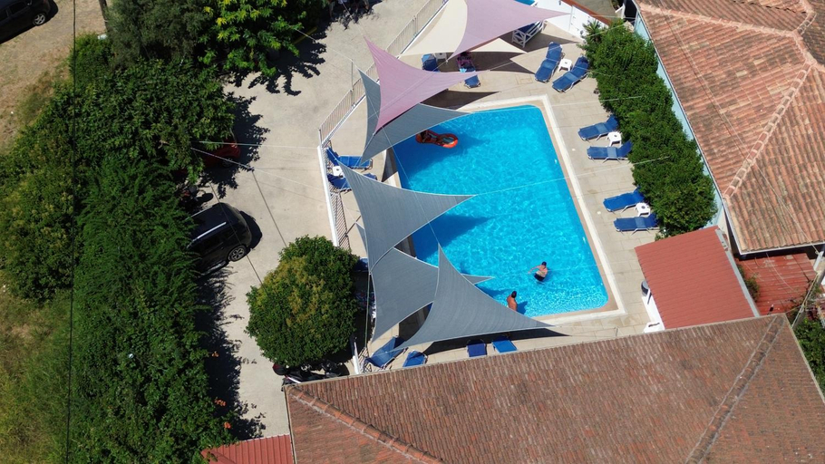 Others 5, Polyxenis Rooms, Ionian Islands