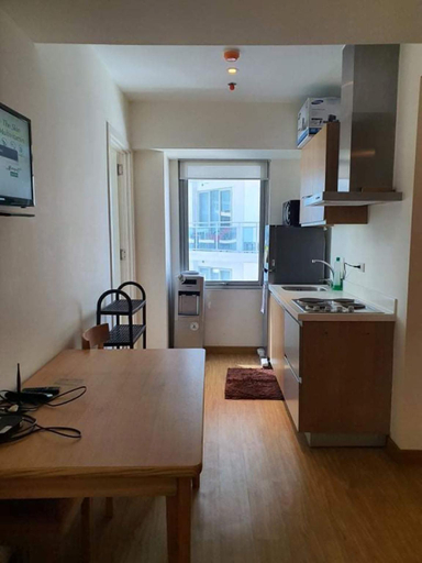 Others 5, AZURE b1 + Wavepool+Balcony Wifi near MALL AIRPORT, Parañaque