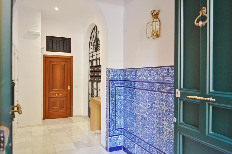 Public Area 2, Apartamentos Cruz Conde, Córdoba