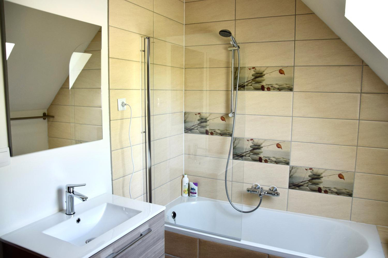 Bathroom 7