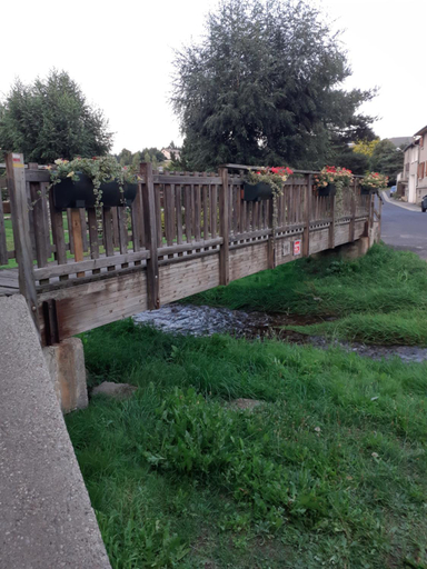 Others 3, Studio en plein centre ville - 2 a 4 personnes, Haute-Loire