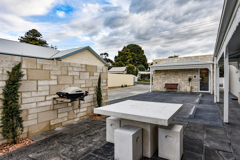 Others 4, Aloha Central Luxury Accommodation, Naracoorte Lucindale