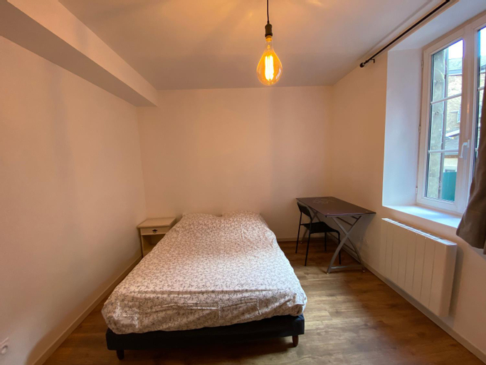 Bedroom 27