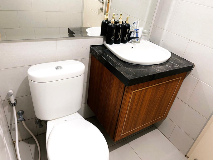 Bathroom 8