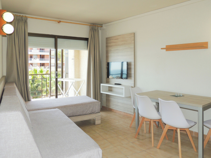 Bedroom 3, Apartamentos Turisticos Augustus, Tarragona