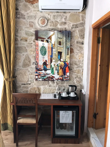 Bedroom 3, Foca Antik Hotel, Foça