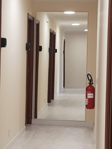 Others 2, Hostal Pabellon, Pontevedra