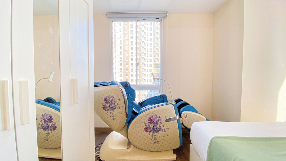 Bedroom 3, Comfort and Big 1BR at Tokyo Riverside PIK 2 Apartment, Tangerang
