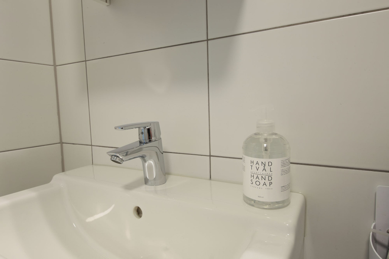 Bathroom 3, Continental Apartment Hotels Sollentuna, Sollentuna