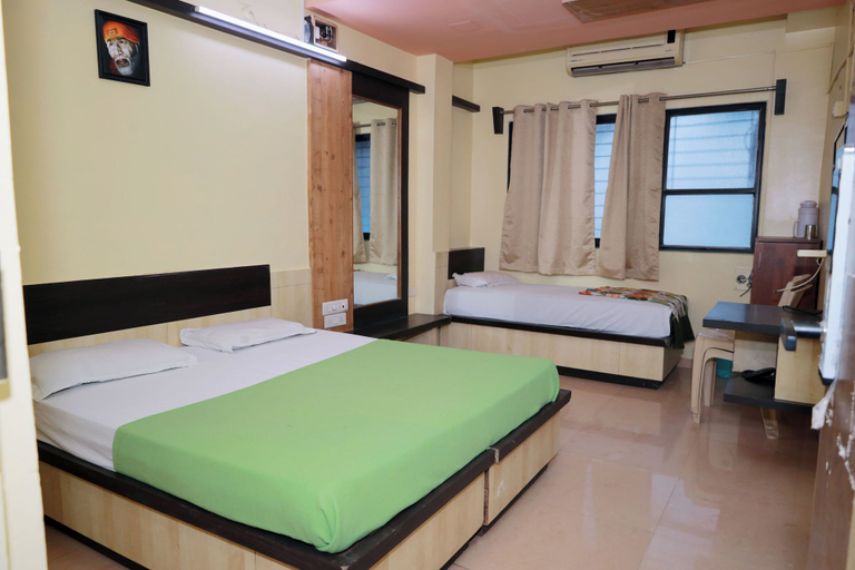 Bedroom 2, Hotel Saikrupa, Ahmadnagar