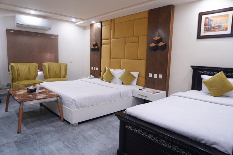 Bedroom 2, Hotel Avalon Suites, Multan