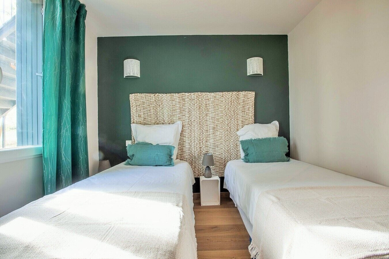 Bedroom 3, Le Duo Vigne Rouge & Primeur, Tarn