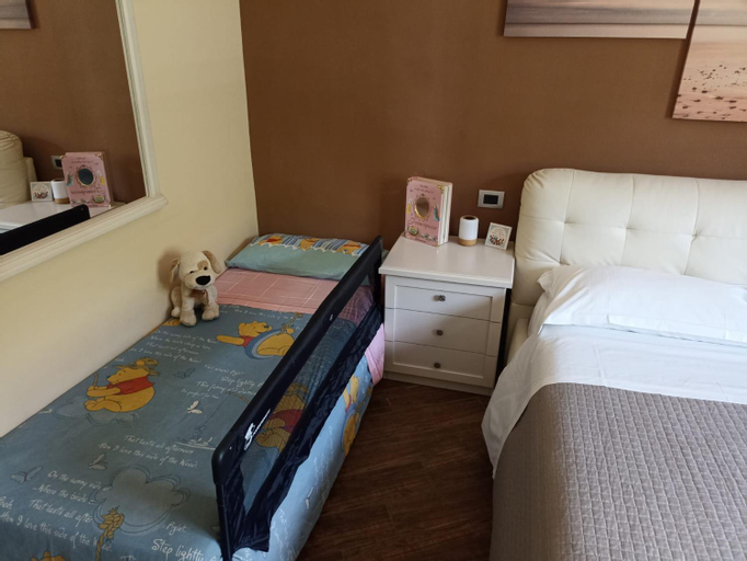 Bedroom 2, Varazze Sea-Mountain, Savona