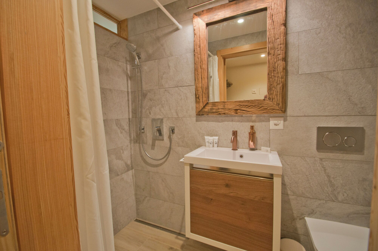 Bathroom 3, Studio Aosta, Visp