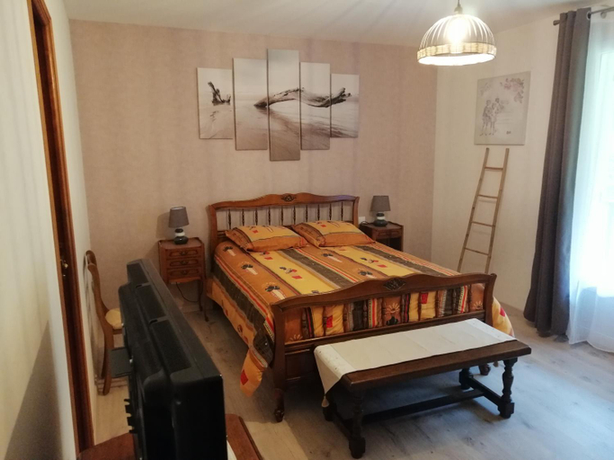 Others 2, A LA JOIE DE VIVRE Chez l'habitant, Ariège