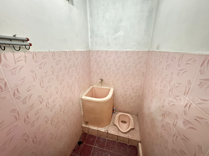 Bathroom 5, Omah Trihanggo Homestay Jogja, Sleman
