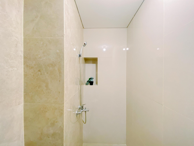 Bathroom 4, Brand New and Homey 2BR at Transpark Cibubur Apartment, Depok