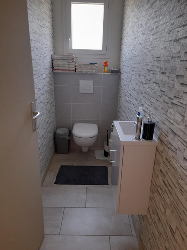 Bathroom, CHEZ VIVIANE, Deux-Sèvres