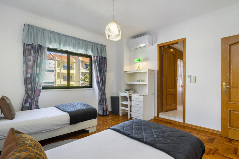 Bedroom 2, Perfect Family Hideout Residence W/Ac & 4Br + 5Ba, Cascais