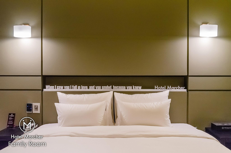 Bedroom 24