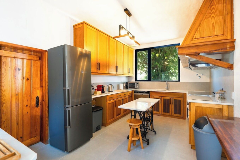 Others 5, Family Paradise: Exquisite Retreat For Holidays, Abrantes