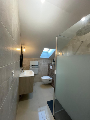 Bathroom 3