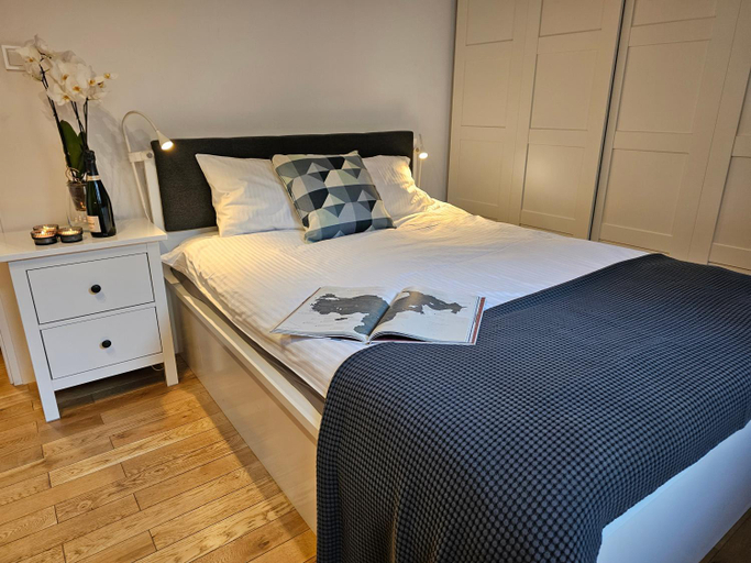 Bedroom 2, URBAN APARTMENTS No 2 - Terrace - Air Condition - Free Parking, Siemianowice Śląskie