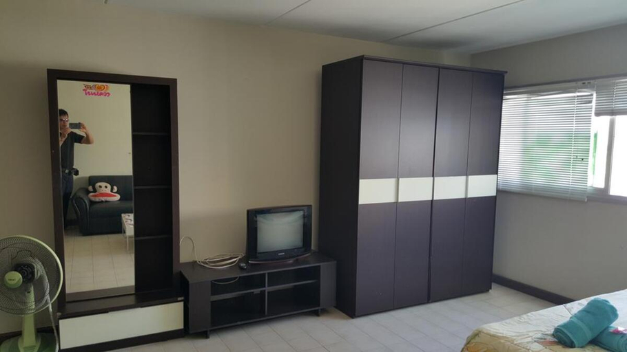 Bedroom 2, Popular Condo by Jintana, Pak Kret