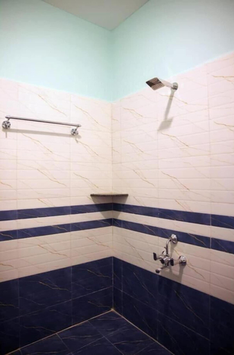 Bathroom 2, Dandeli Hill View Jungle Stay, Uttara Kannada