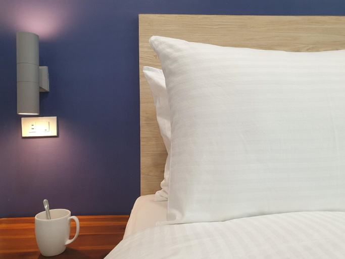 Bedroom 18
