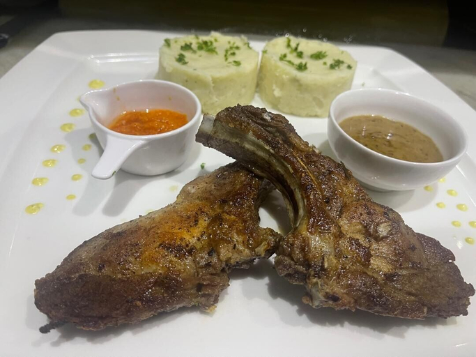 Food & Drinks 5, PARTICULAR DESTINY SUITES, Wouri