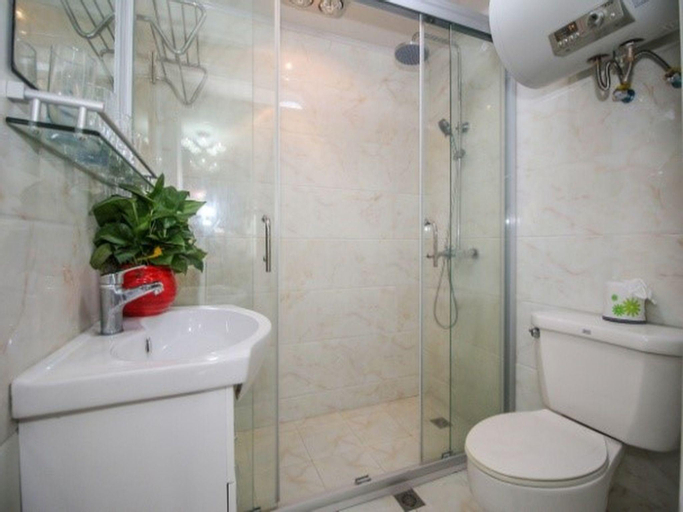 Bathroom 9