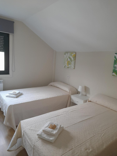 Bedroom 2, Sleeping portomarin 1, Lugo