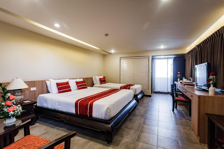 Bedroom 12