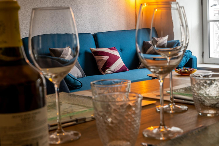 Food & Drinks 3, Le 22-GregIMMO-Appart'Hotel, Doubs