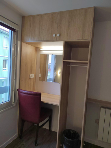 Others 3, FASTHOTEL PARIS OUEST BOUAFLE, Yvelines