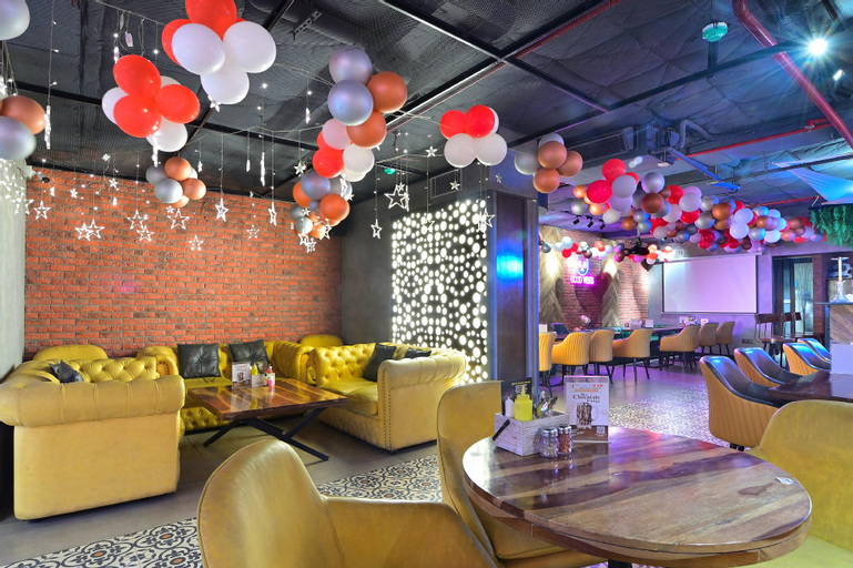 Food & Drinks 4, Hotel Oak Plaza New Delhi Railways Station, West