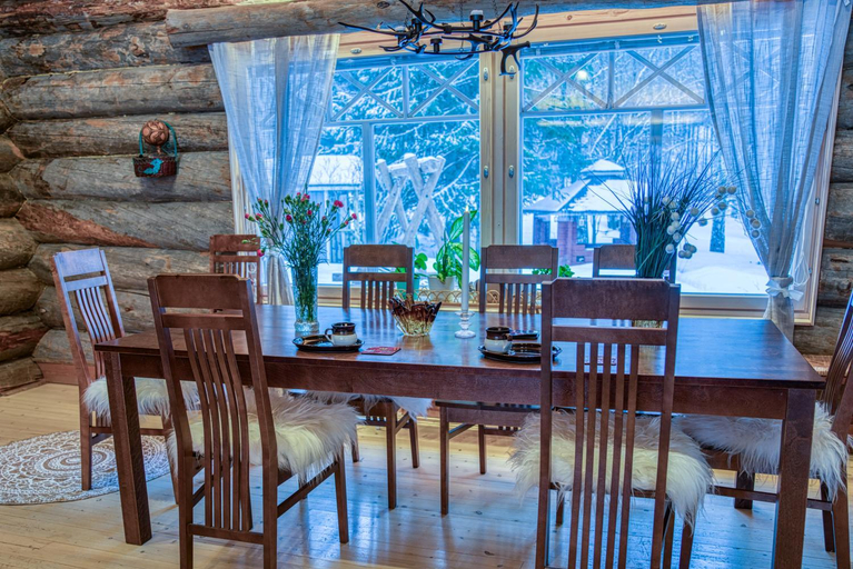 Food & Drinks 5, A room (or 2 or 3) in a Lapland House of Dreams, Lapland