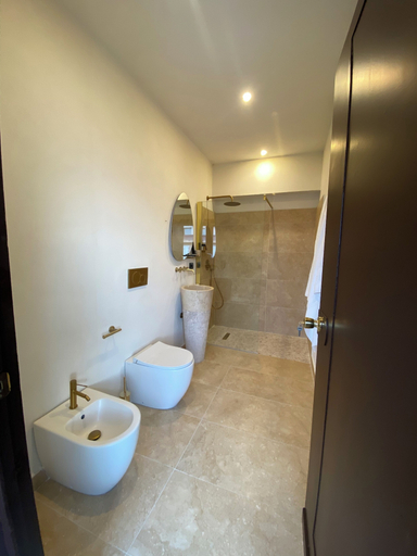 Bathroom 3, Taga suites, Catania