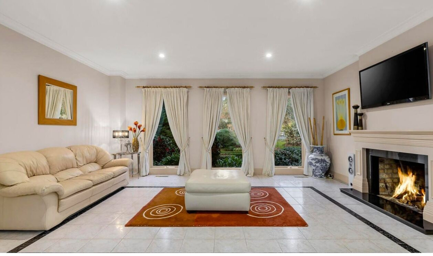 Others 5, StayAU Expansive 7BR Villa Warrandyte, Manningham - East