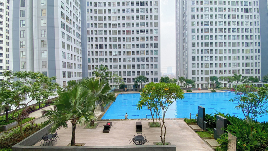 Exterior & Views 2, Gorgeous and Restful 2BR Apartment at M-Town Residence near Mall, Tangerang