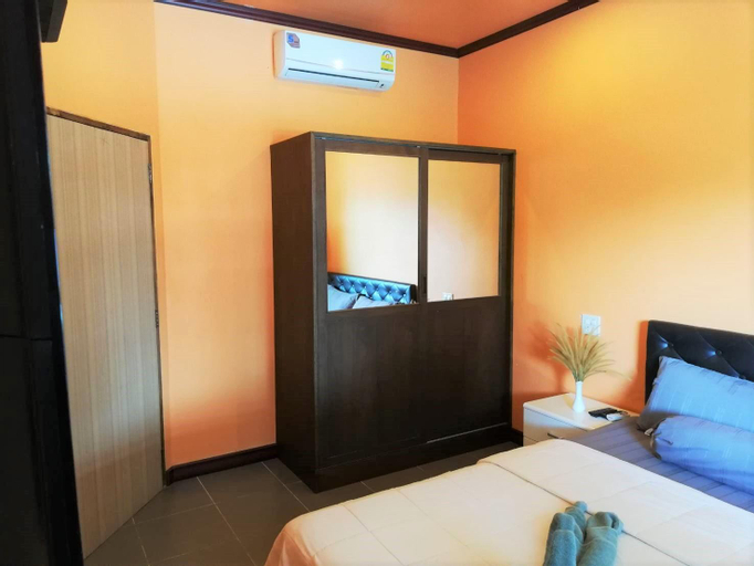 Bedroom 6
